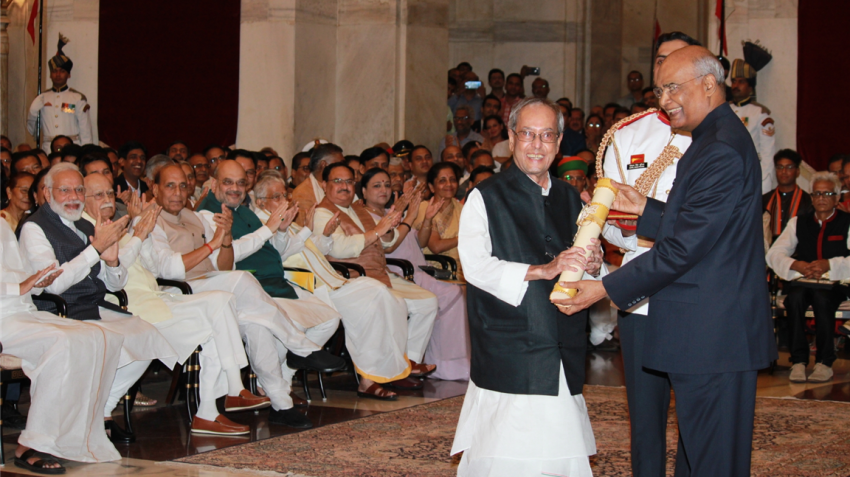 Ex-President Pranab Mukherjee awarded Bharat Ratna Ex-President Pranab Mukherjee awarded Bharat Ratna