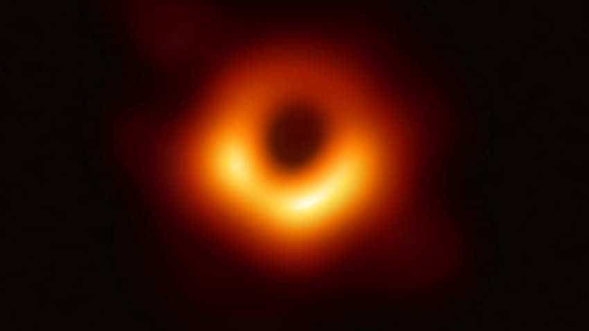 'Cloaked' black hole discovered in early universe 'Cloaked' black hole discovered in early universe