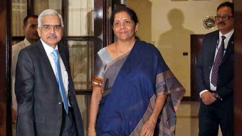 Nirmala Sitharaman meets real estate representatives; Liquidity, taxation and other issues discussed