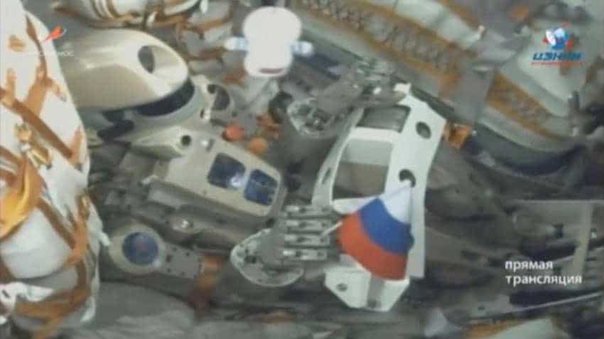 Russia launches humanoid robot 'Fedor' into space Russia launches humanoid robot 'Fedor' into space