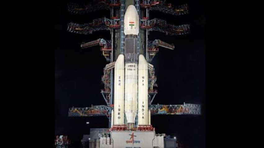 ISRO finds Vikram lander, gets support from Twitterati