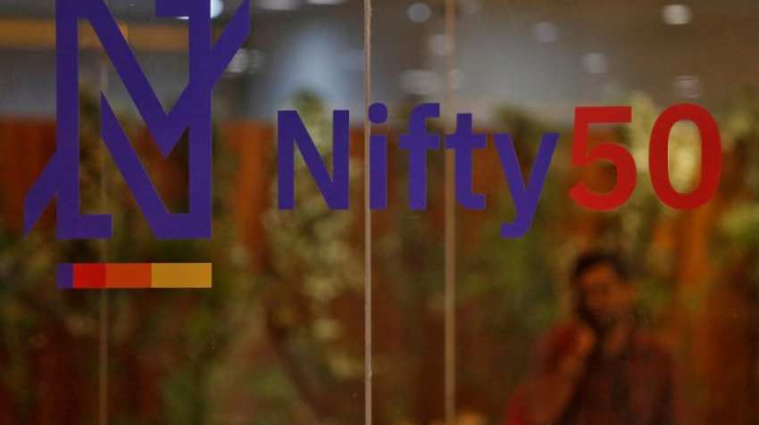 Nifty Call: What stock market experts are advising investors - Check stop loss and target Nifty Call: What stock market experts are advising investors - Check stop loss and target