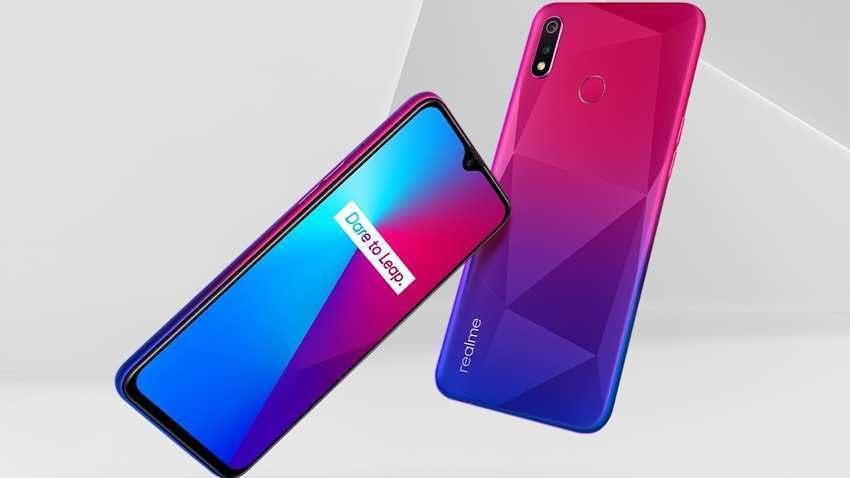 Realme ups the ante, eyes top spot in Diwali online sales Realme ups the ante, eyes top spot in Diwali online sales