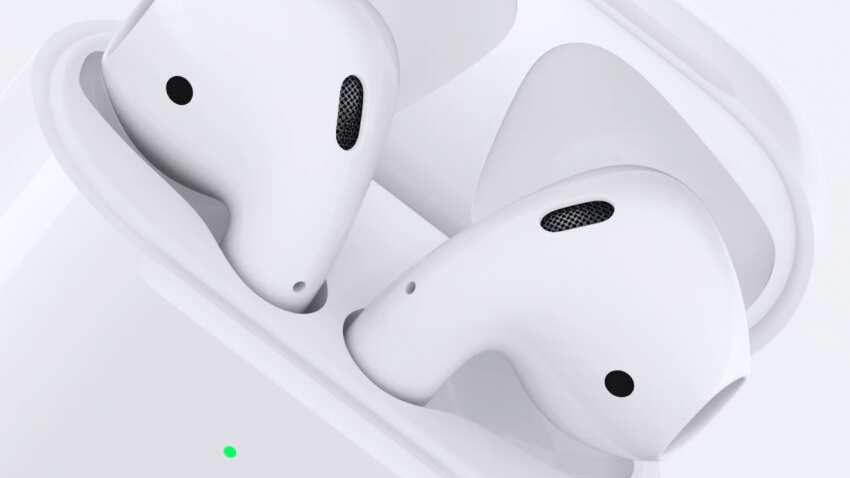 Amazon executive promotes Echo Buds wearing Apple AirPods