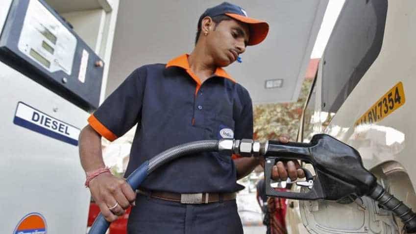 SBI credit card holder? No more cashback on petrol-diesel purchase at fuel stations from October 1 SBI credit card holder? No more cashback on petrol-diesel purchase at fuel stations from October 1