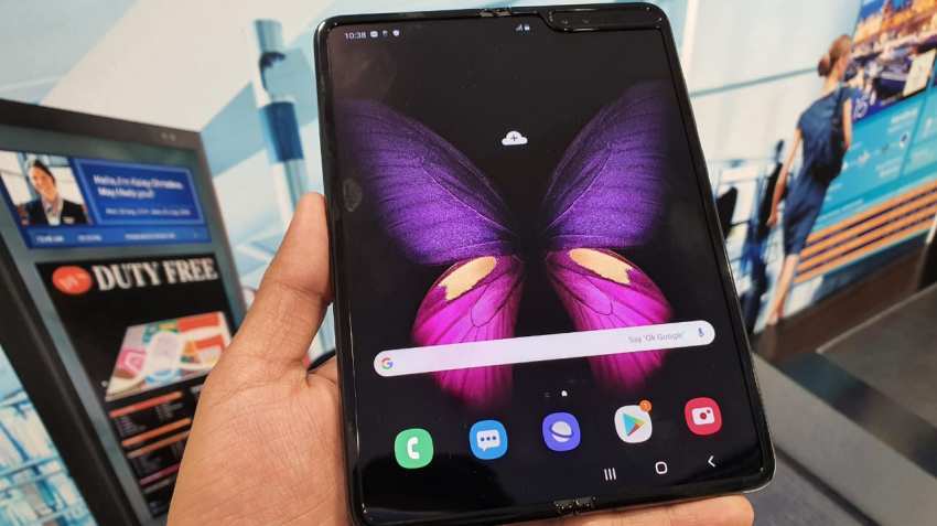 Samsung Galaxy Fold launched in India: Here is how much world's first foldable smartphone costs Samsung Galaxy Fold launched in India: Here is how much world's first foldable smartphone costs