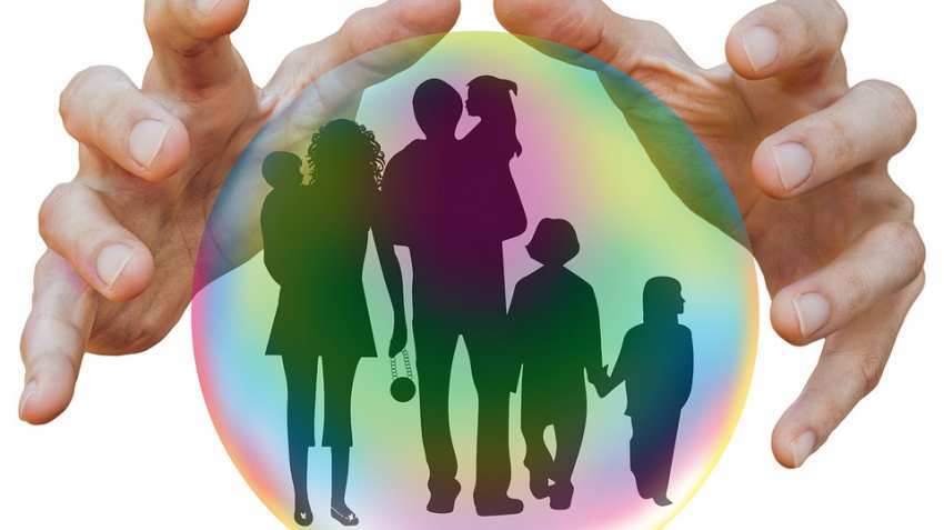 BIG DECISION by IRDAI, regulator issues these important guidelines for insurers - What companies and customers must know BIG DECISION by IRDAI, regulator issues these important guidelines for insurers - What companies and customers must know