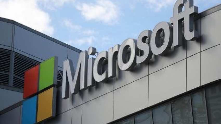 Microsoft Surface Duo foldable device to take on Galaxy Fold Microsoft Surface Duo foldable device to take on Galaxy Fold