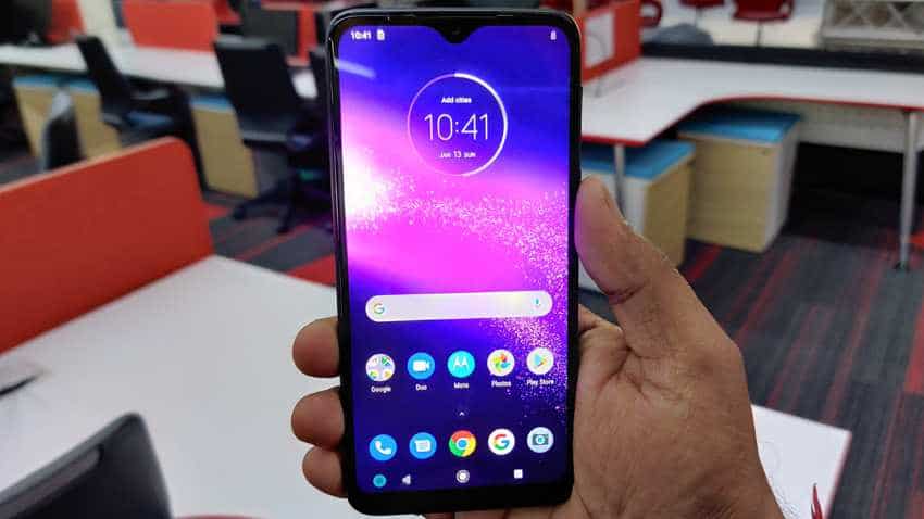 Motorola one Macro with triple rear camera, MediaTek Helio P70 chipset launched in India at Rs 9,999 Motorola one Macro with triple rear camera, MediaTek Helio P70 chipset launched in India at Rs 9,999