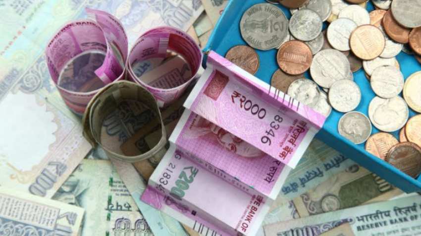 PNB vs HDFC vs LIC vs Bajaj vs Mahindra FDs: Check fixed deposit rates of these companies FDs PNB vs HDFC vs LIC vs Bajaj vs Mahindra FDs: Check fixed deposit rates of these companies FDs