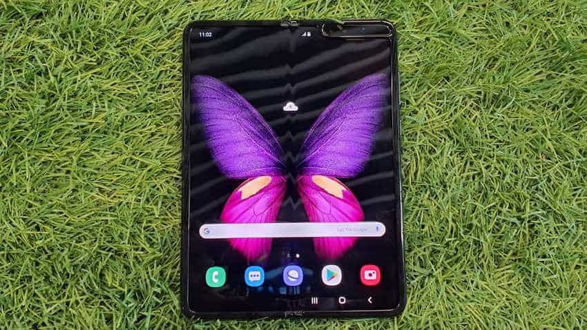 Samsung Galaxy Fold priced at Rs 1.65 lakh sold out in 30 minutes, again! Samsung Galaxy Fold priced at Rs 1.65 lakh sold out in 30 minutes, again!