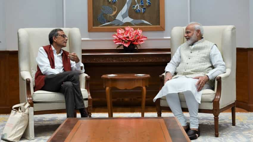 PM Modi meets Abhijit Banerjee, says this about Nobel Laureate&#039;s achievements