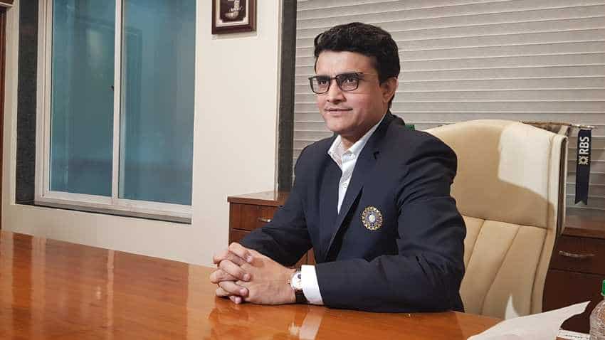 BCCI chief Sourav Ganguly says champions like MS Dhoni don't finish so quickly, backs Virat Kohli BCCI chief Sourav Ganguly says champions like MS Dhoni don't finish so quickly, backs Virat Kohli