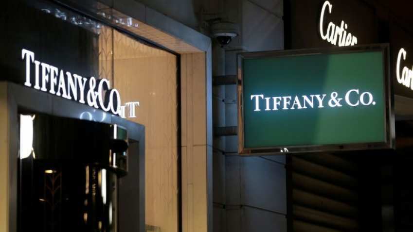 French luxury group LVMH offers $14.5 billion to buy US jeweler Tiffany — Sources | Zee Business
