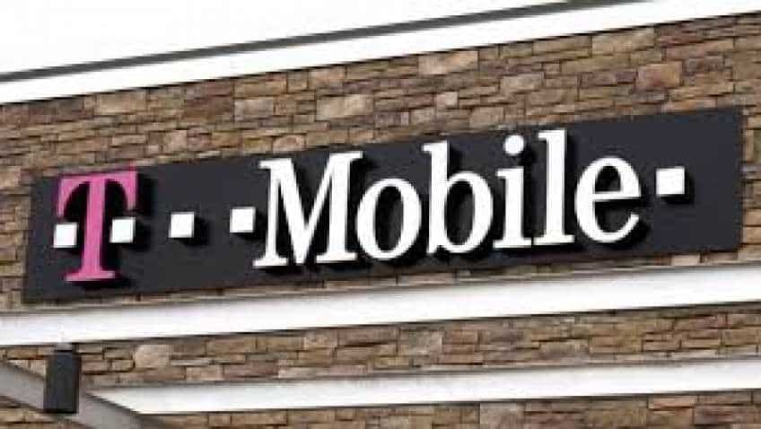 T-Mobile beats quarterly phone subscriber estimates T-Mobile beats quarterly phone subscriber estimates