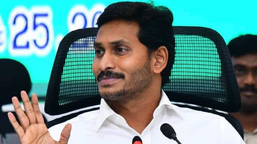 BIG BAR on bars in Andhra Pradesh! All licenses cancelled - Here is why YS Jagan Mohan Reddy took this massive decision BIG BAR on bars in Andhra Pradesh! All licenses cancelled - Here is why YS Jagan Mohan Reddy took this massive decision