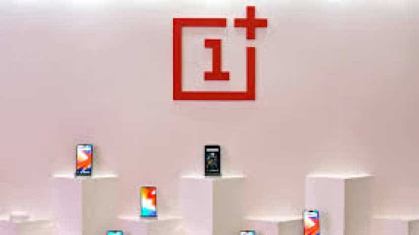 OnePlus Fans? Get these products with huge discounts on account of OnePlus fifth-anniversary sale