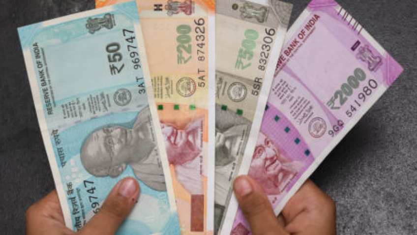 PPF vs ELSS Mutual Fund: Both give income tax benefits! Which investment option is better? Check expert opinion PPF vs ELSS Mutual Fund: Both give income tax benefits! Which investment option is better? Check expert opinion