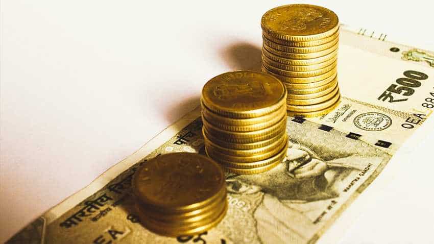 Small Savings Schemes: Investing through agent? Your money may be lost - Check full list of dos and don'ts Small Savings Schemes: Investing through agent? Your money may be lost - Check full list of dos and don'ts