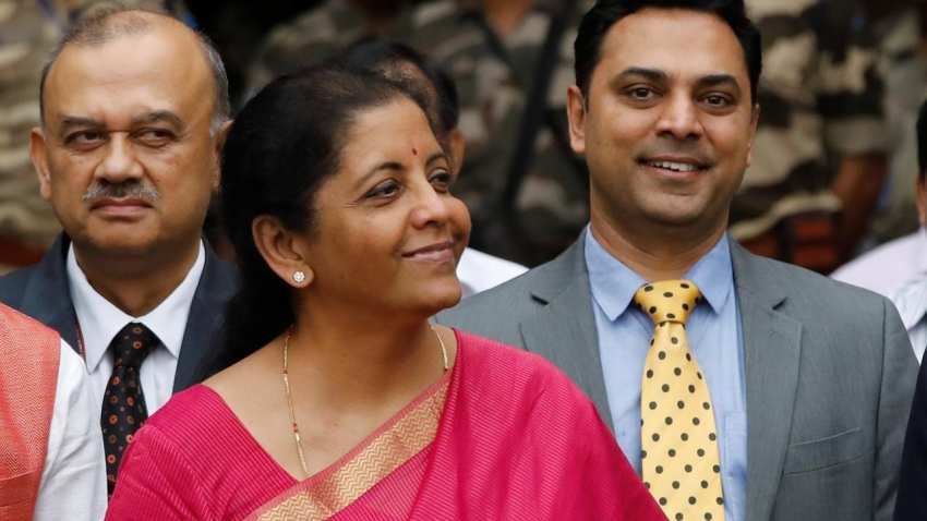 RBI suggests Fin Min to align small savings rate RBI suggests Fin Min to align small savings rate