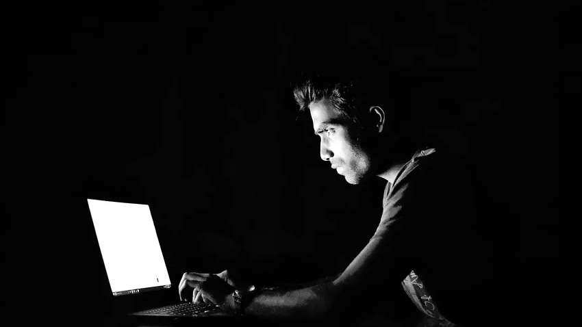 Online shoppers alert! 14 per cent Indians hit by new malware - How to stay safe