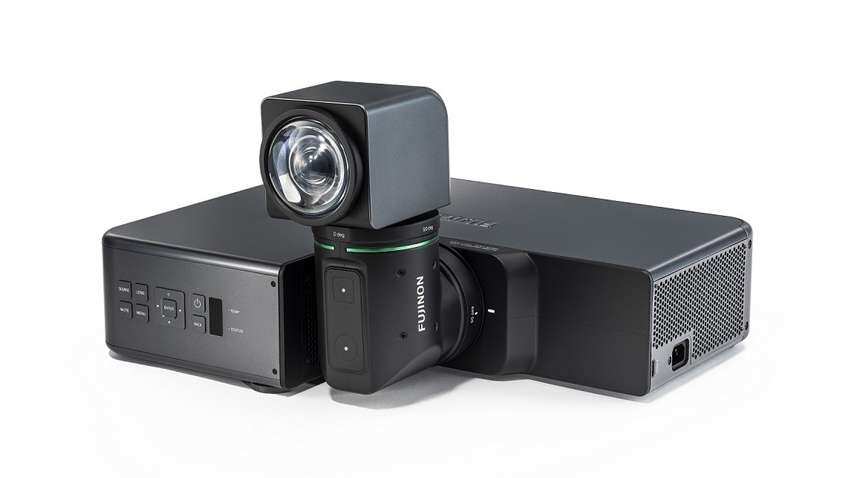 Fujifilm launches projector Z5000 with world’s first folded two-axial rotatable lens Fujifilm launches projector Z5000 with world’s first folded two-axial rotatable lens