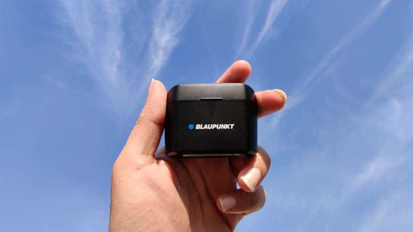 Blaupunkt BTW Pro review: Good audio, awkwardly big design 