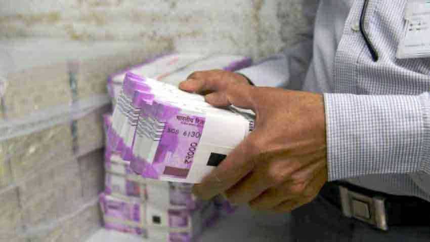 7th Pay Commission: Indian Railways employees to get this month's salary ahead of time; know why! 7th Pay Commission: Indian Railways employees to get this month's salary ahead of time; know why!