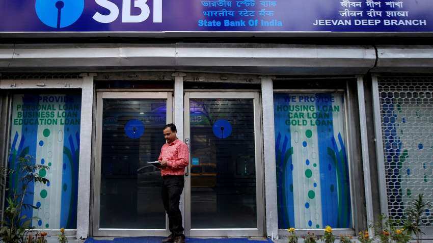 SBI share price today: Want to make money? Experts recommends long strangle strategy ahead of bank&#039;s Q3 result