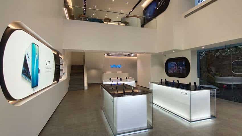 Vivo shifts focus to offline market, plans network of 600 exclusive stores by 2020 end