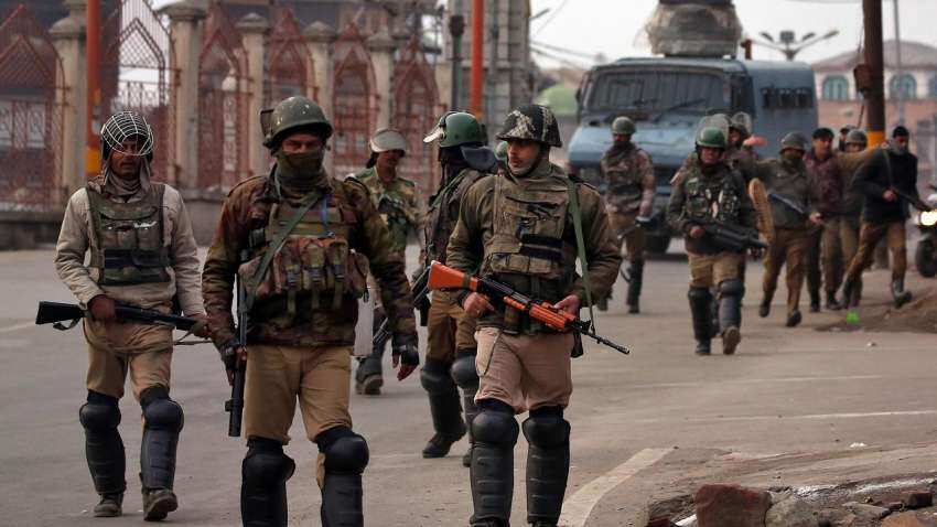 7th pay commission: Job opportunity for 12th pass students; CRPF announces 1412 vacancies; Rs 81000 will be 7th CPC pay scale 7th pay commission: Job opportunity for 12th pass students; CRPF announces 1412 vacancies; Rs 81000 will be 7th CPC pay scale