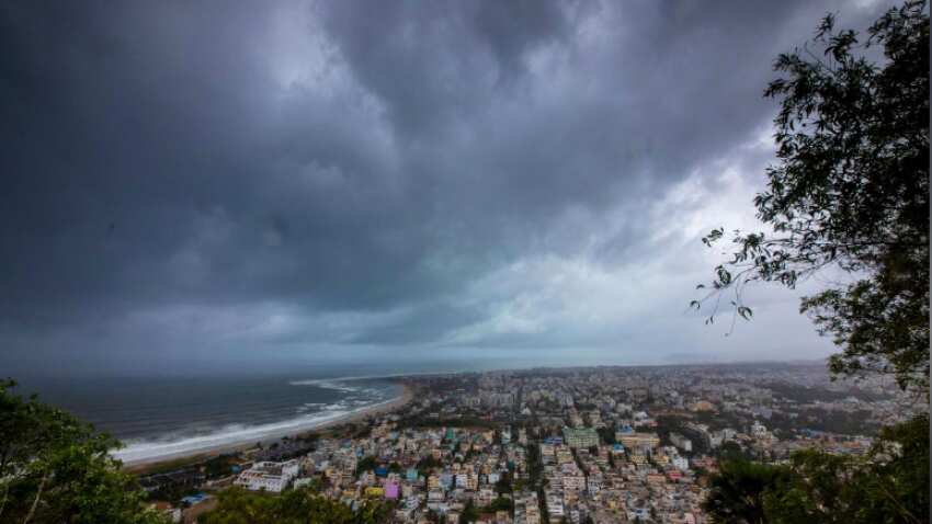 &#039;India facing twin invasion of locusts, but ready for it&#039;