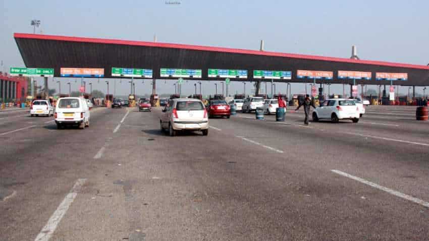 Good news from NHAI for you! FASTag to be available free of charge for 15 days Good news from NHAI for you! FASTag to be available free of charge for 15 days