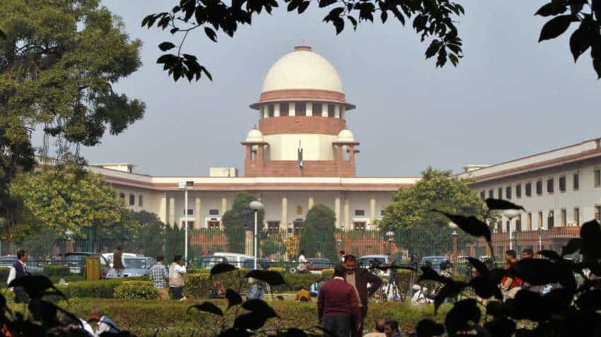 SC directs Centre to grant permanent commission to women officers in Army within 3 months