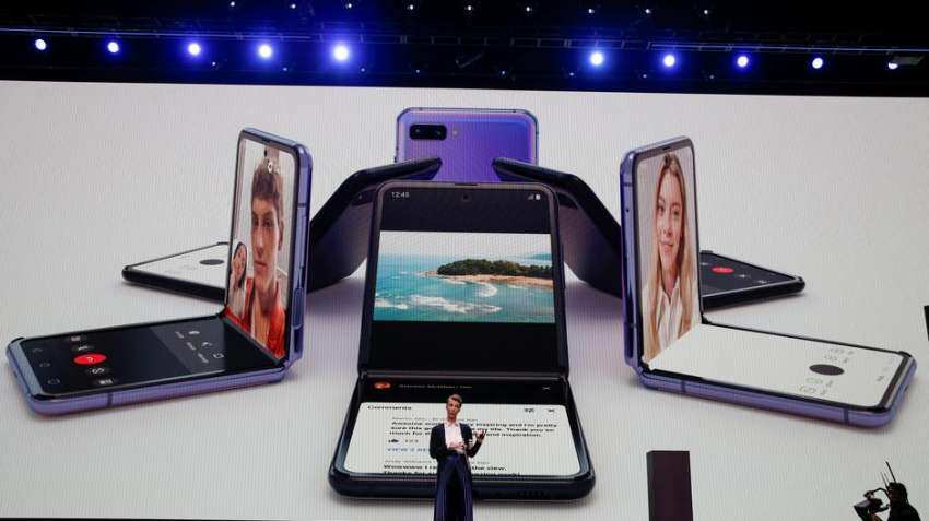 Samsung Galaxy Z Flip sold out in India within minutes Samsung Galaxy Z Flip sold out in India within minutes