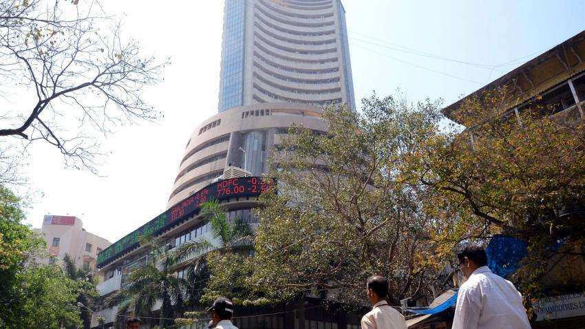 Sensex tanks nearly 400 pts; Nifty near 11,700 Sensex tanks nearly 400 pts; Nifty near 11,700
