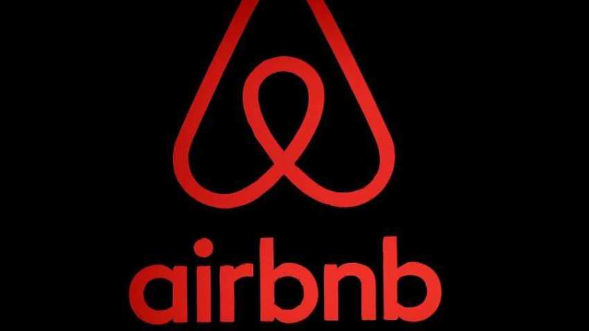 Booking via Airbnb? Look for smiling women hosts in photos Booking via Airbnb? Look for smiling women hosts in photos