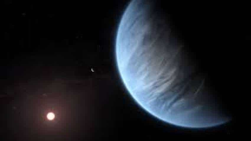 Large exoplanet may have right conditions for life, say scientists