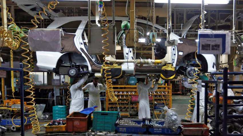 Automakers halt production in India due to coronavirus Automakers halt production in India due to coronavirus