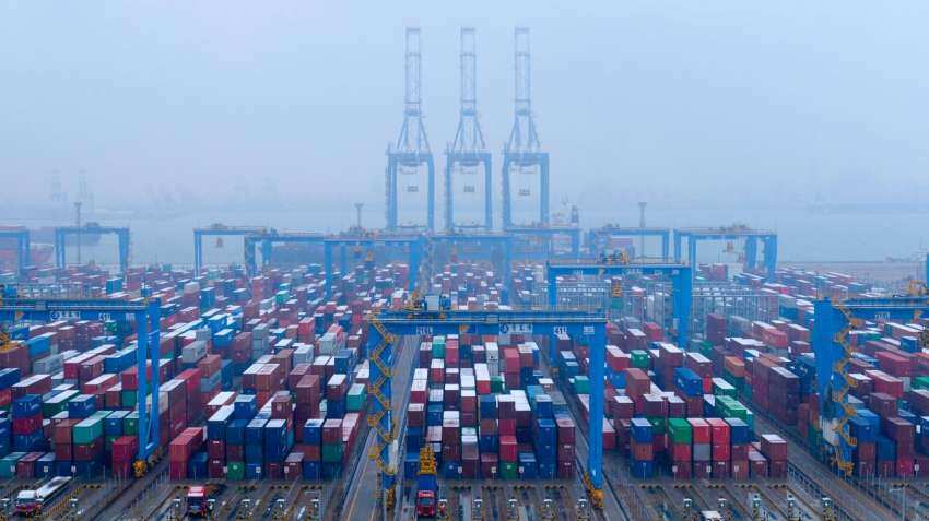 'Global economy to contract 1.5% in 2020 amid COVID-19 pandemic' 'Global economy to contract 1.5% in 2020 amid COVID-19 pandemic'