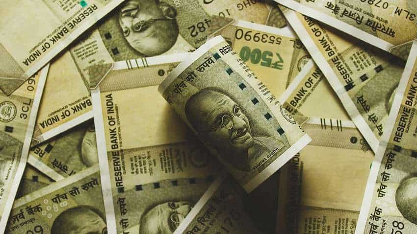 Coronavirus hits! Big salary cuts in Maharashtra - These officials to be badly affected Coronavirus hits! Big salary cuts in Maharashtra - These officials to be badly affected
