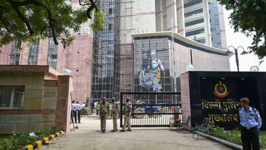 Coronavirus lockdown crackdown: Over 3,700 detained for lockdown violation in Delhi Coronavirus lockdown crackdown: Over 3,700 detained for lockdown violation in Delhi