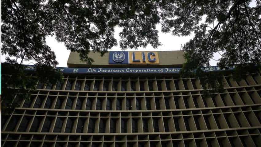 Have LIC policy? Important premium message for investors in various schemes