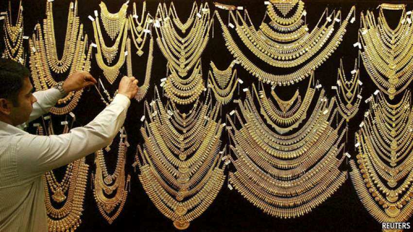Akshaya Tritiya 2020 vs 2019: Gold price has skyrocketed 47.5 pct in just 1 year! Want to make money? Check here Akshaya Tritiya 2020 vs 2019: Gold price has skyrocketed 47.5 pct in just 1 year! Want to make money? Check here