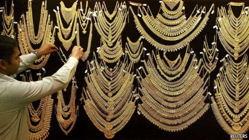 Gold price dips for fifth straight day; should you buy? Here is what holds key Gold price dips for fifth straight day; should you buy? Here is what holds key