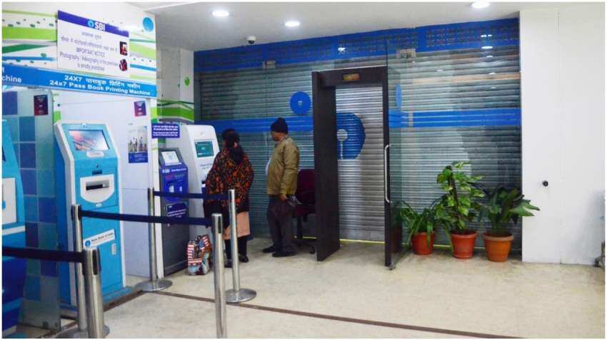 SBI share price today: Avoid buying or selling for now, expert says