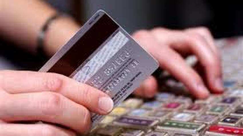 Credit cards delinquencies in 2019 improve marginally
