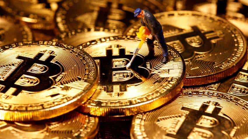 As COVID-19 pandemic rages, anything goes for bitcoin's third ''halving'' As COVID-19 pandemic rages, anything goes for bitcoin's third ''halving''