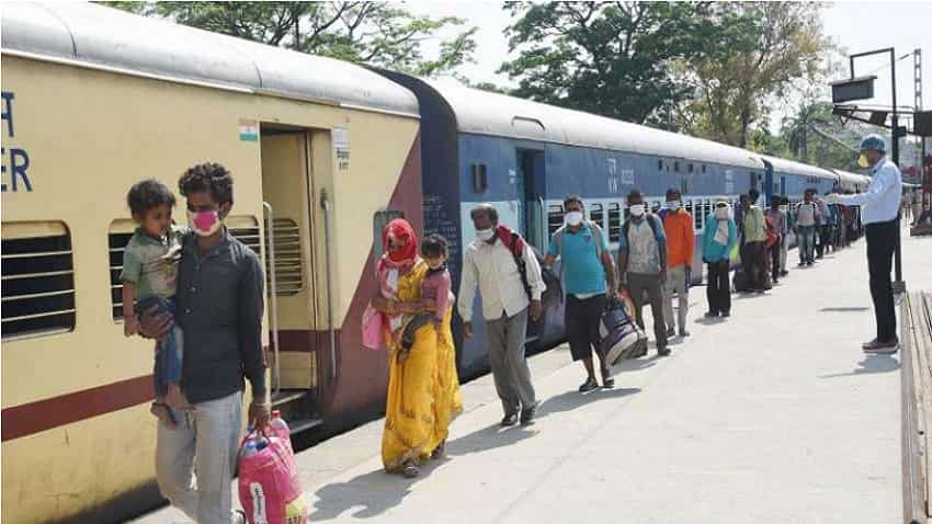 Railways books 5.7 lakh tickets in 24 hrs for 12 lakh passengers Railways books 5.7 lakh tickets in 24 hrs for 12 lakh passengers