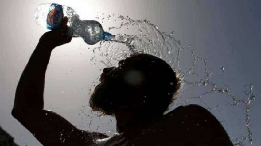 Delhi temperature records season's hottest day at 45.4 degree Celsius Delhi temperature records season's hottest day at 45.4 degree Celsius